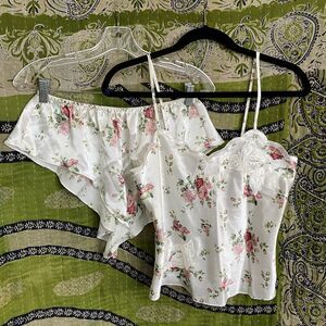 Rare Victoria’s Secret Gold Label 2 Piece Floral Pajama Set Size Small